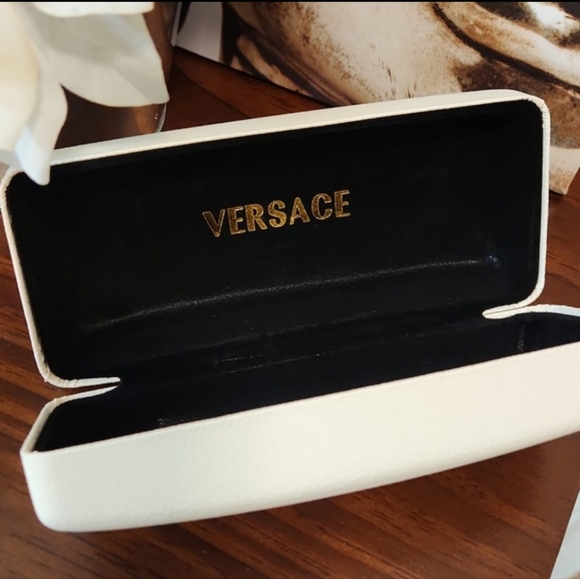 Versace Sunglasses Hard Case and Box - Picture 5 of 5
